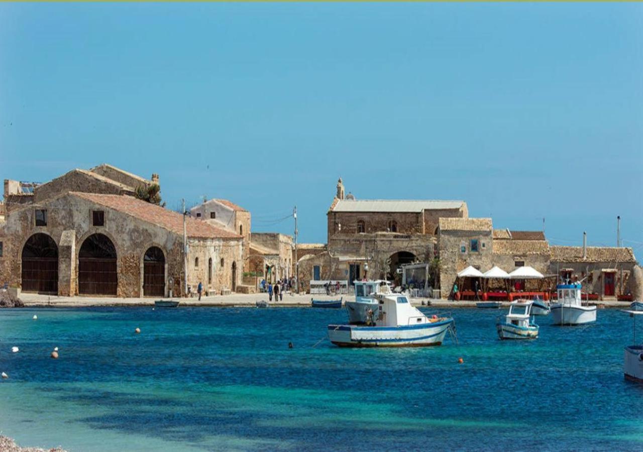 Tra Cielo E Mare - Spiaggia San Lorenzo Reitani Ngoại thất bức ảnh